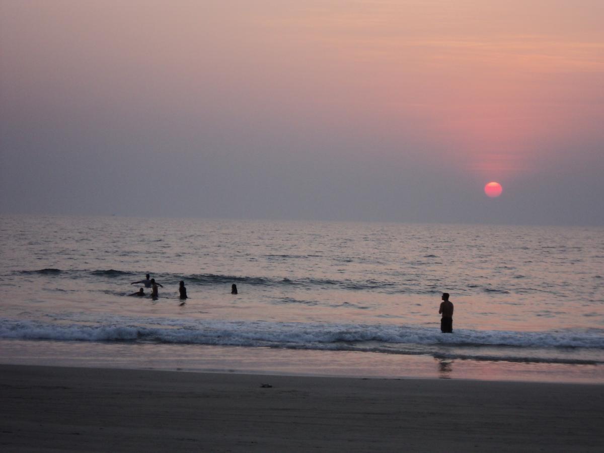 Shikara Beach Resort กาเวลอสซิม ภายนอก รูปภาพ